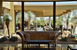 営業から公務員への転職に必要なスキルとは？