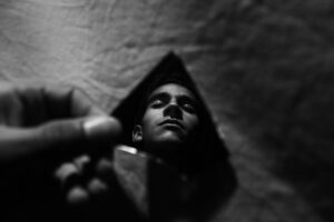 営業職の将来性に不安を感じたら転職すべきか？